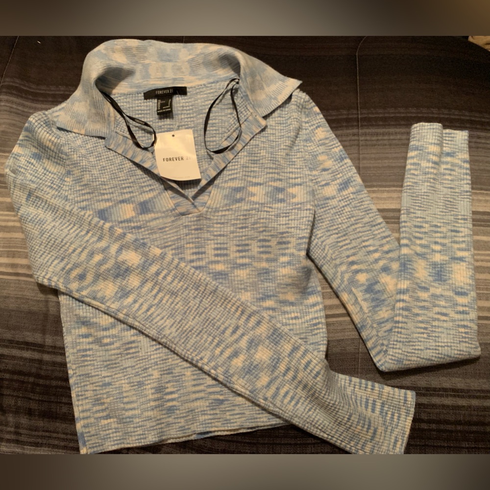 Selling this New Never Worn Long Sleeve Top from Forever 21